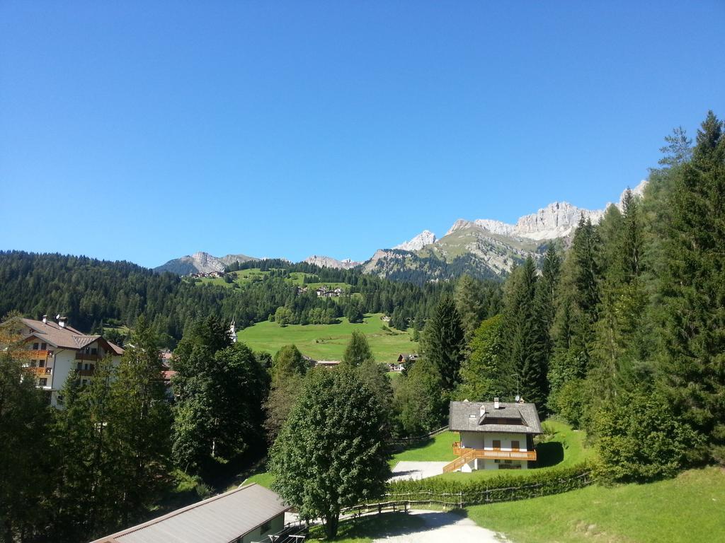 Casa Alpina Sant'Apollinare Hotel Falcade Buitenkant foto