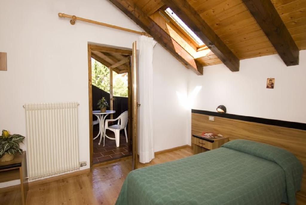 Casa Alpina Sant'Apollinare Hotel Falcade Kamer foto